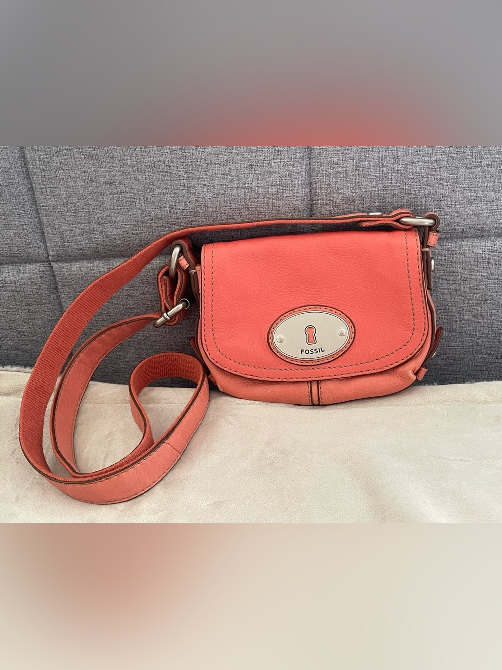 Vintage Fossil Maddox ZB4502 Coral Pink Mini Leather Crossbody